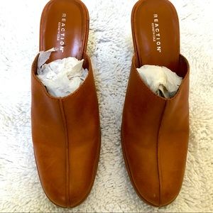 Reaction by Kenneth Cole size 9m. New soles. Great detail.